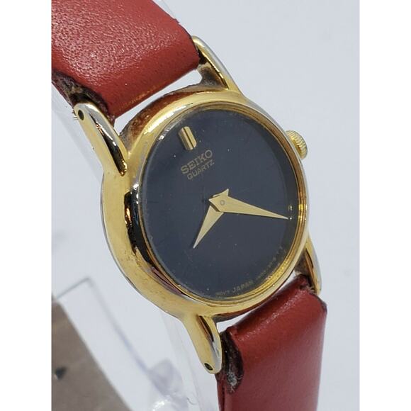 Vintage Seiko 20mm LADIES 1n00-0f69